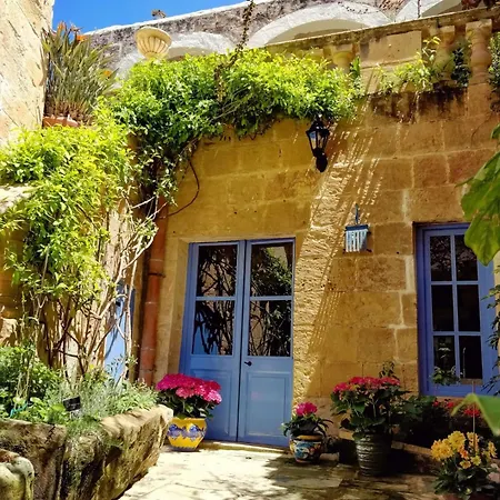 Il Kiostro Vilă Zurrieq