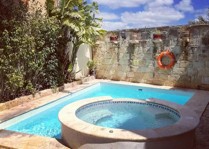 Il Kiostro * Zurrieq