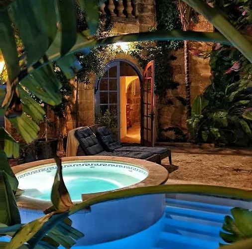 Il Kiostro * Zurrieq